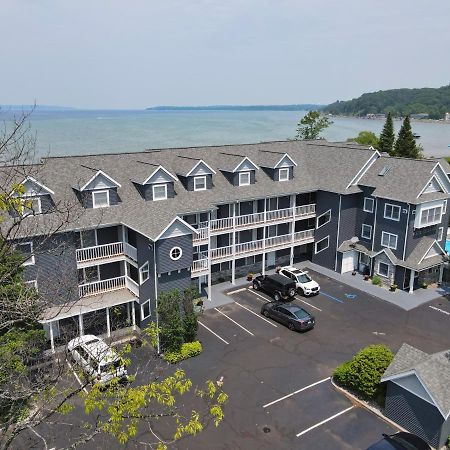 103 North Shore Inn Traverse Stadt Exterior foto