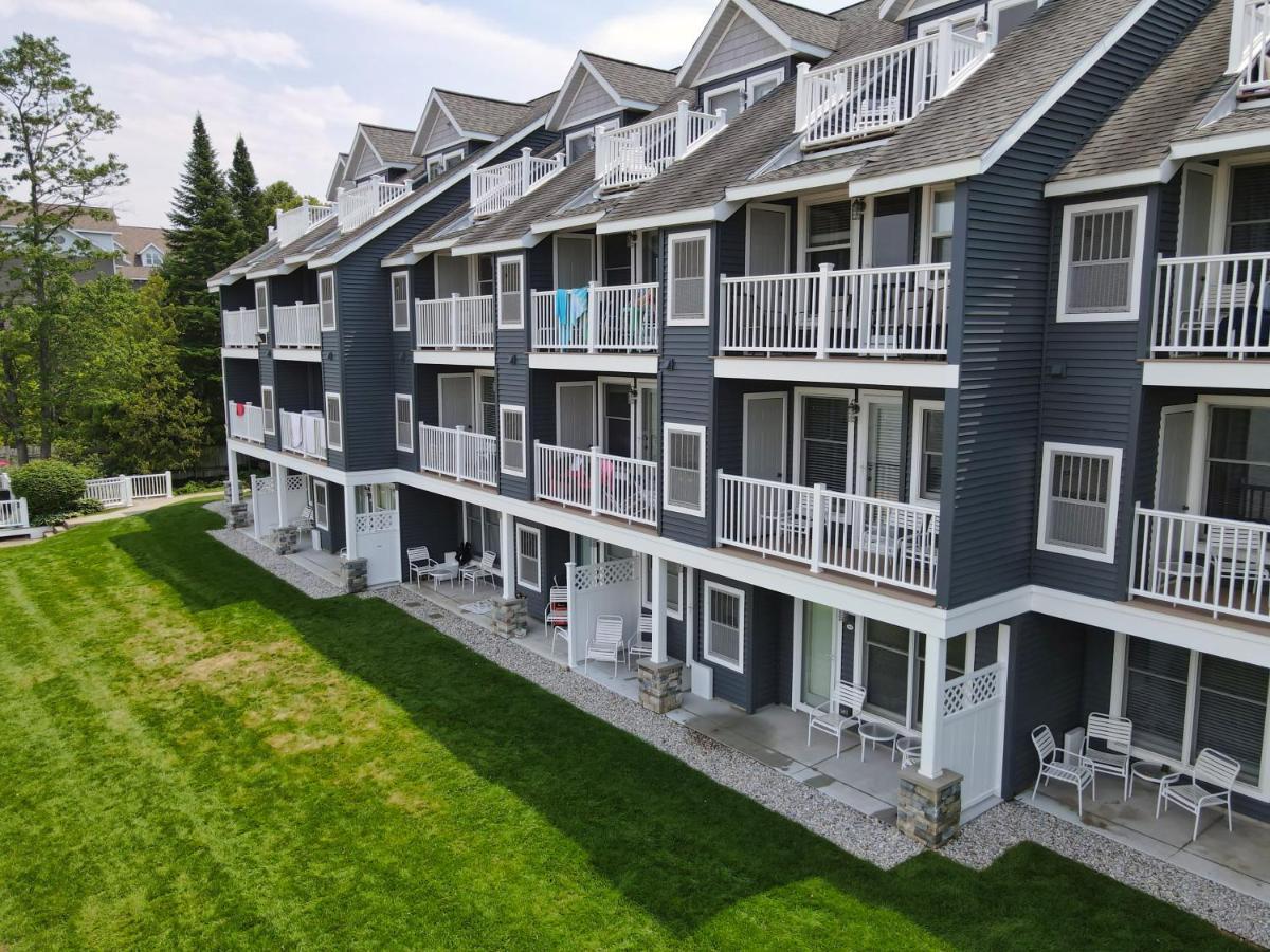 103 North Shore Inn Traverse Stadt Exterior foto